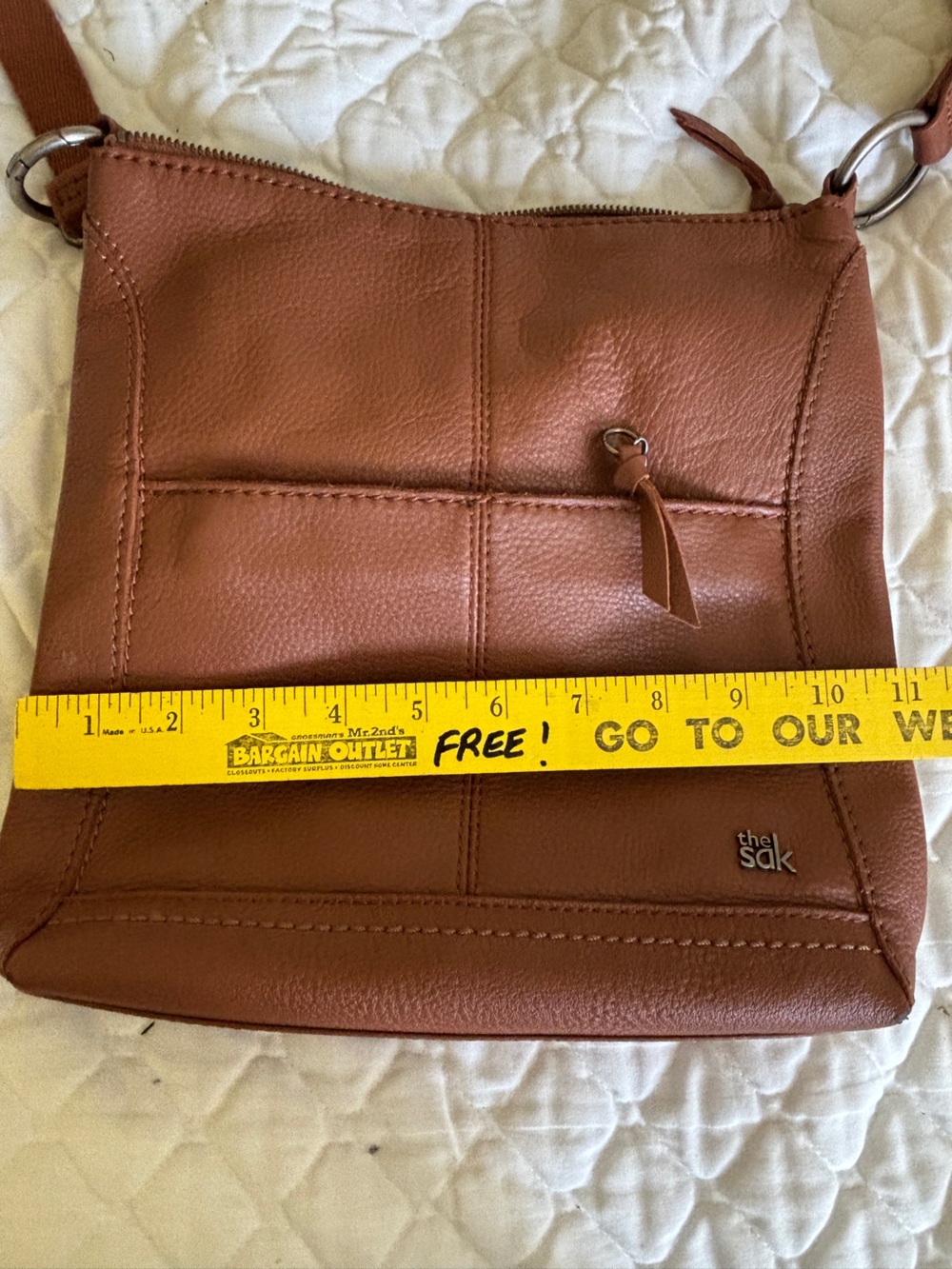 The Sak Brown Leather Crossbody Bag with Front Pocket - Picture 2 of 5